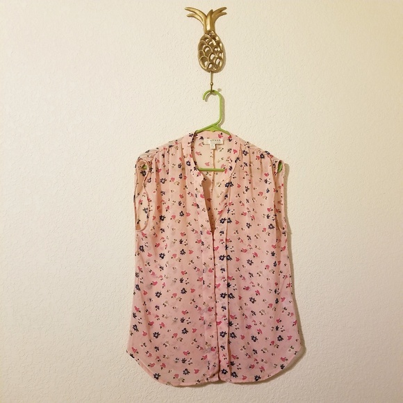 ๐ ๐ KENAR Peach and floral button down - Picture 2 of 8